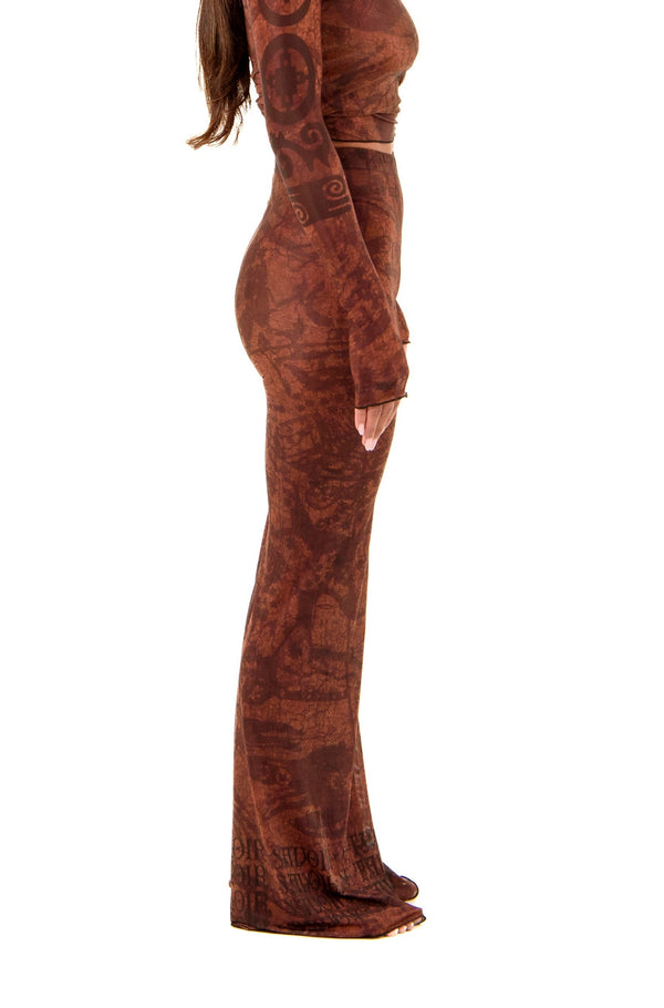 Side view of Donatella Trouser in EARTH highlighting fluid silhouette and stretch mesh