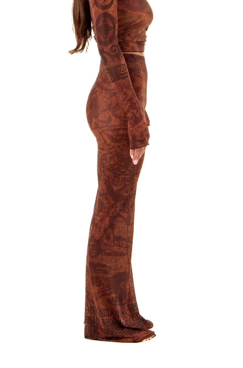 Side view of Donatella Trouser in EARTH highlighting fluid silhouette and stretch mesh